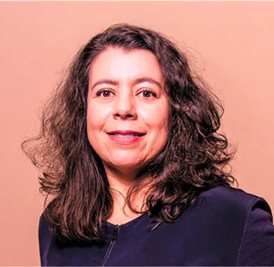 Photo of Claudia Domingues