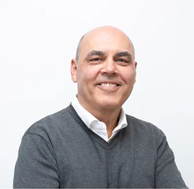 Photo of Dr. Gustavo Kesselring